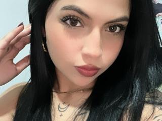 EmiliaJade - Live porn &amp; sex cam - 28342811