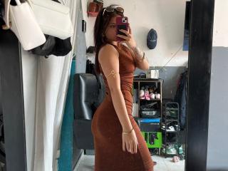 EmiliaJade - Live porn &amp; sex cam - 28343396