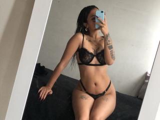 EmiliaJade - Live porn &amp; sex cam - 28343408