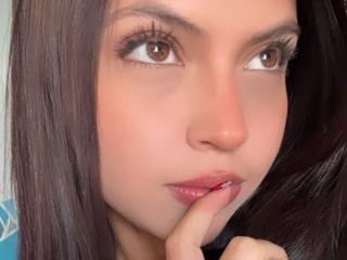 EmiliaJade - Live porn &amp; sex cam - 28343441