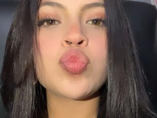 EmiliaJade - Live porn &amp; sex cam - 28343480