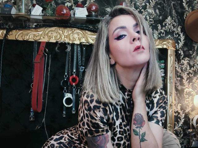 VictoriiaGray - Live porn &amp; sex cam - 28343675