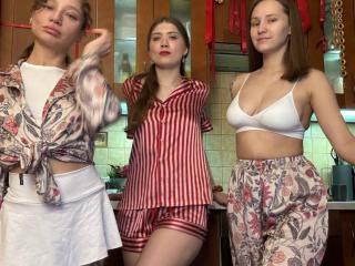 HotCaramelsTrio - Live porn &amp; sex cam - 28346345