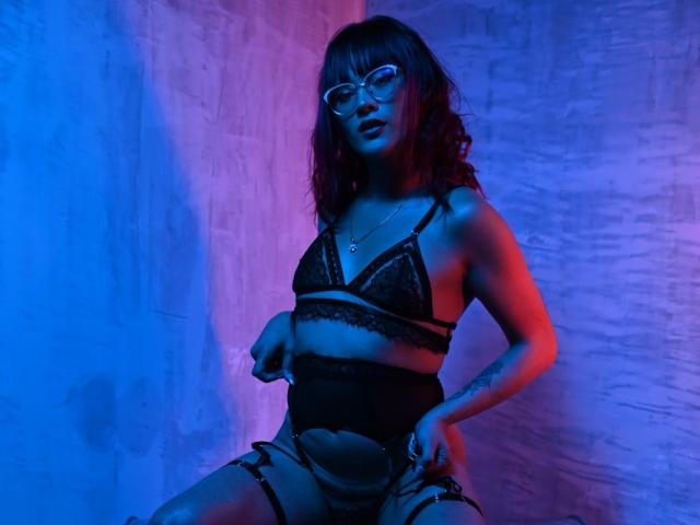 MissGissellee - Live porn &amp; sex cam - 28348580