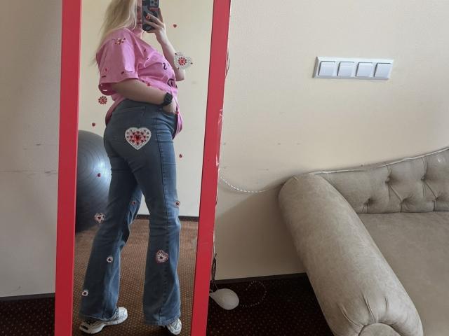 UniqueLady - Live porn &amp; sex cam - 28350797