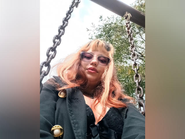 BelleVivienne69 - Live porn &amp; sex cam - 28354199