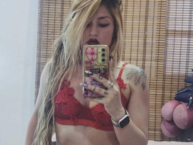 CamilaRossa - Live sex cam - 28354247