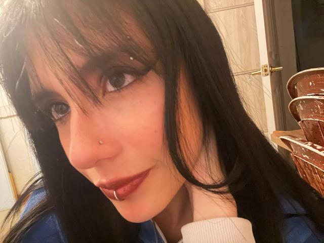 ValerieBanks - Live porn &amp; sex cam - 28354316