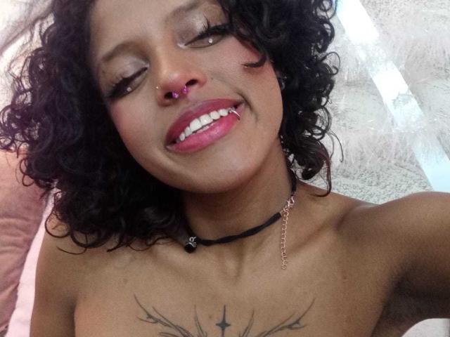 LunaKeller - Live porn &amp; sex cam - 28355327