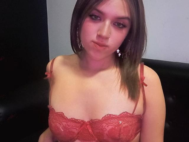 ZoeyClark - Live porn &amp; sex cam - 28355927