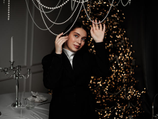 MilanaKitty - Live sex cam - 28356188