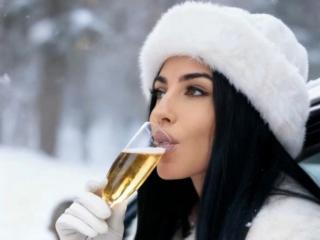 Ver la ficha detallada de BrunetteBabe69