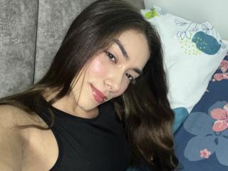 SharonKlart - Live porn &amp; sex cam - 28357397