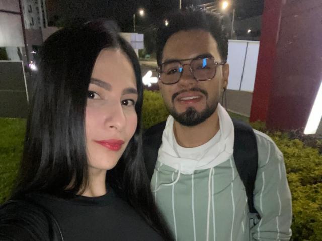 AriannaAndDave - Sexe cam en vivo - 28357484