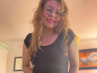 MiaAmoretti - Live porn &amp; sex cam - 28358606