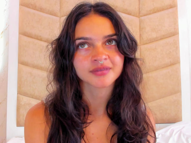 LucyySky - Live porn &amp; sex cam - 28360481