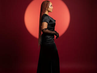 Ver la ficha detallada de ElennaCruz