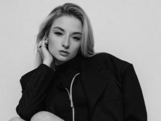 BlondieMelisa - Porno na żywo i seks kamera - 28361552