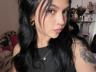 Ver la ficha detallada de EmiliaJade