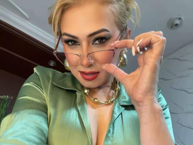 MisseScarleth - Live porn &amp; sex cam - 28363922