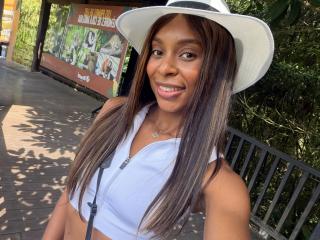 EmmaLatin - Live porn &amp; sex cam - 28364099