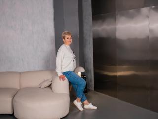 EmiliaGree - Sexe cam en vivo - 28366199