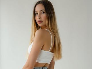 ElzaKomxの詳細情報を見る