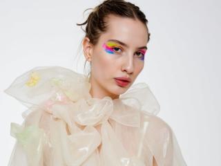 ElzaKomxの詳細情報を見る