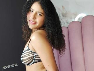 AriaVega - Live Sex Cam - 28367261