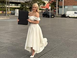 AtheneaRossiの詳細情報を見る