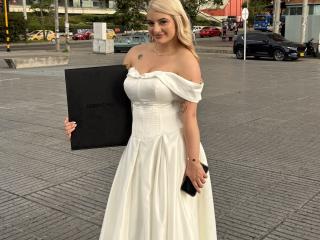 AtheneaRossiの詳細情報を見る