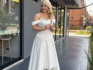 AtheneaRossi - Live Sex Cam - 28367675