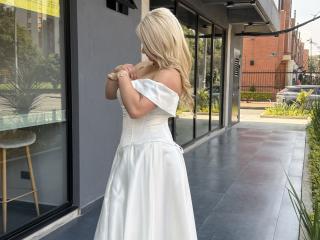 AtheneaRossi - Live Sex Cam - 28367747