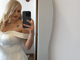 AtheneaRossi - Sexe cam en vivo - 28367894