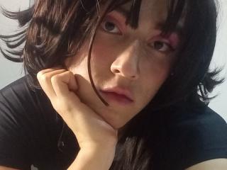 EllieCherryの詳細情報を見る