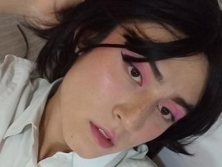 EllieCherryの詳細情報を見る