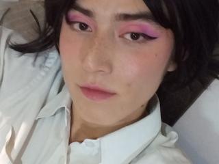 EllieCherryの詳細情報を見る