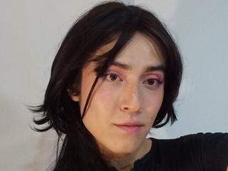 Ver la ficha detallada de EllieCherry