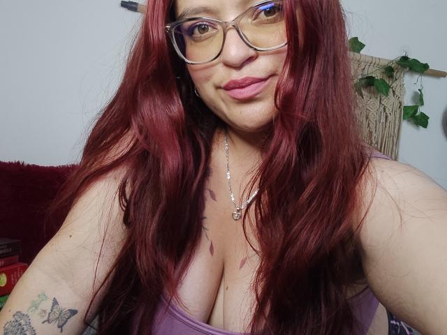 ElizabethFire - Live sex cam - 28368932