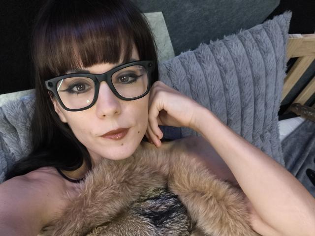 OrianaLaFrancaise - Live Sex Cam - 28369391