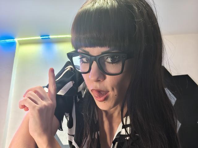 OrianaLaFrancaise - Live porn &amp; sex cam - 28369403