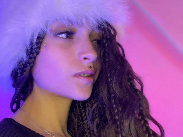 MarietteJones - Live porn &amp; sex cam - 28371281