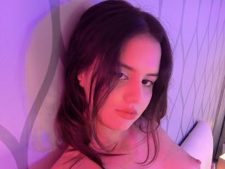 Ver la ficha detallada de KylieLumi