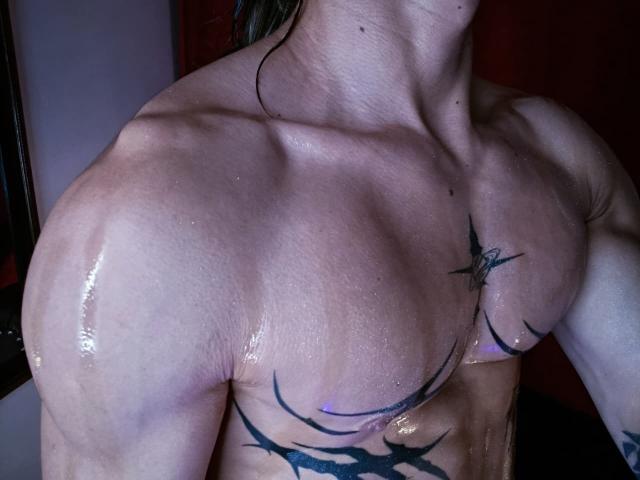 AlexBernal - Live sex cam - 28372547