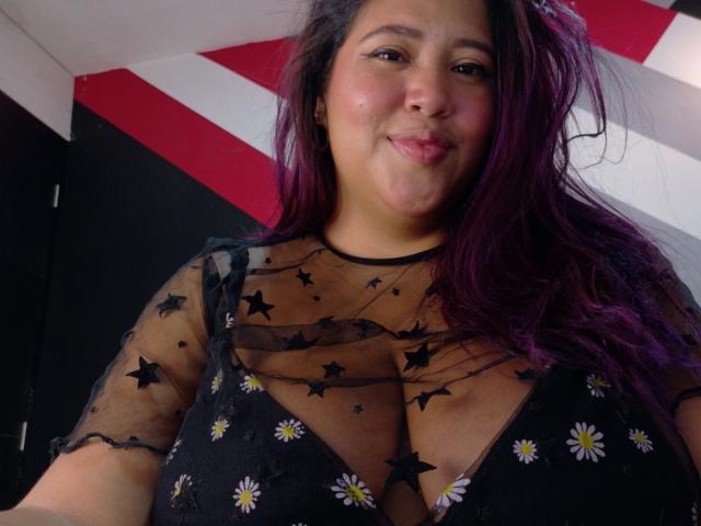 IamAhYours - Live porn &amp; sex cam - 28374848