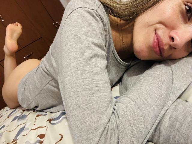 AdharaCooperr - Live porn &amp; sex cam - 28376021