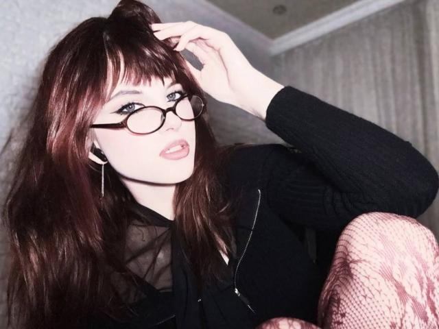 MilaKovacs - Live porn &amp; sex cam - 28376135