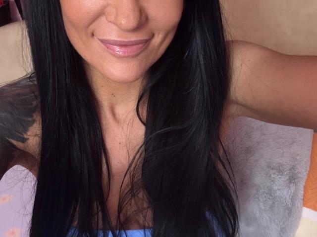 AndraD - Live Sex Cam - 28380659