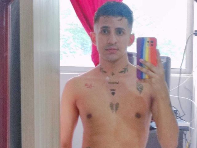 SalvatoreMontes - Live porn &amp; sex cam - 28380665