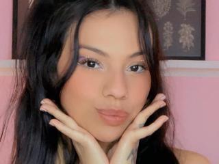 EmilyRoshin - Live porn &amp; sex cam - 28380692